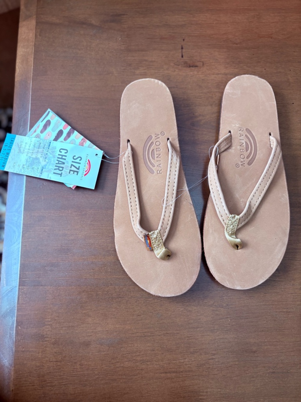 Rainbow Sandals Womens Size 6.5-7.5 Tan Leather Flip Flops Comfort NWT